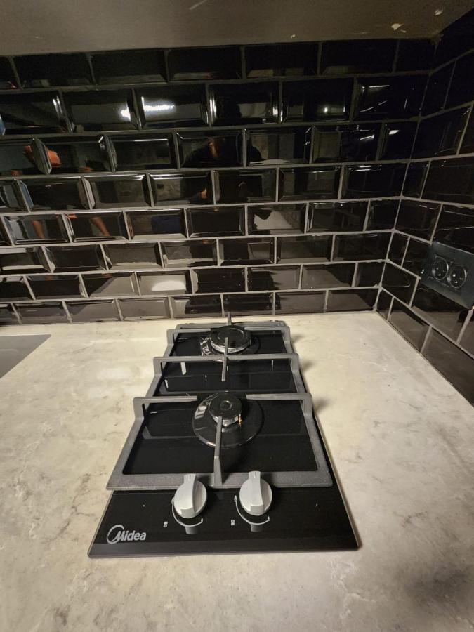 מבנים בים 75 Suites At Sea Haïfa Extérieur photo